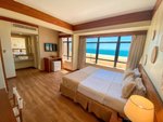 Room (Ocean Front)