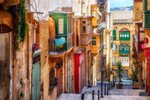 Úzka ulica v meste Valletta