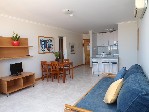 Apartmán - obývacia časť s kuchyňou