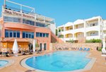 Hotel s bazénom