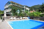 Hotel s bazénom