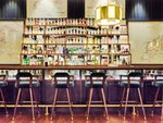 Piano bar