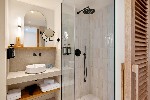 Izba Premium, kúpeľňa