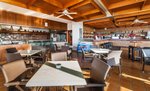 Bar pri bazéne