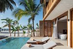 Suita Executive Swim Up