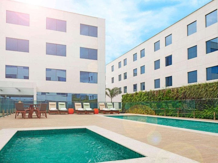 Hotel s bazénom 