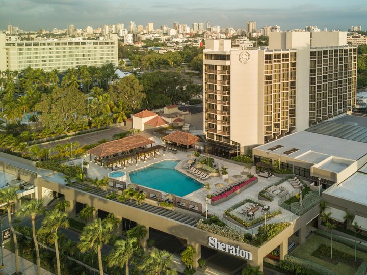 Hotel s bazénom
