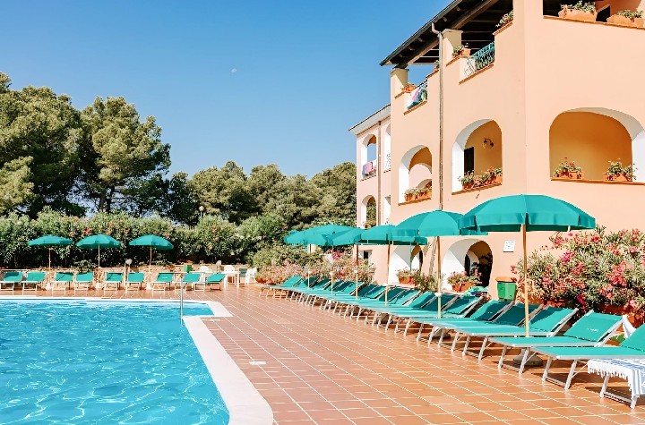 Hotel NICOLAUS CLUB TORRE MORESCA dovolenka