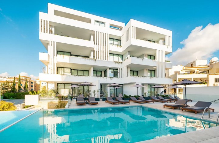 Hotel s bazénom 