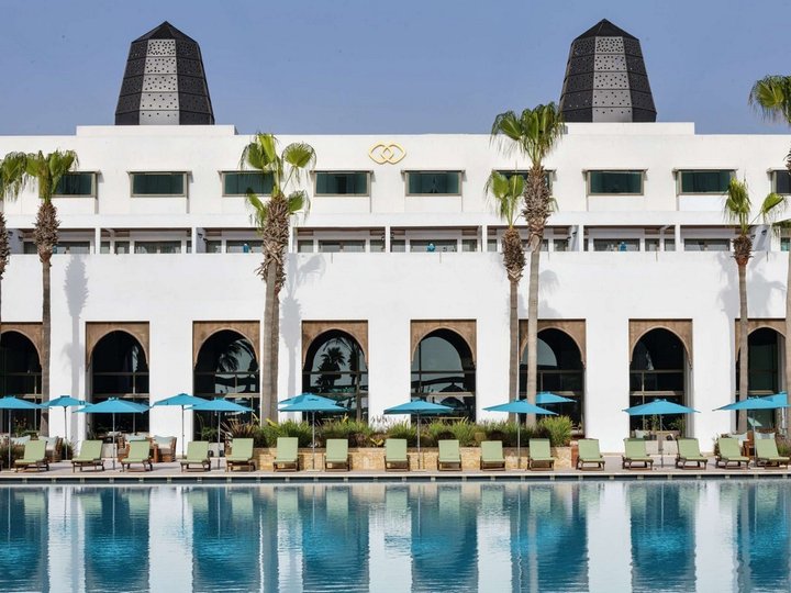 Hotel s bazénom