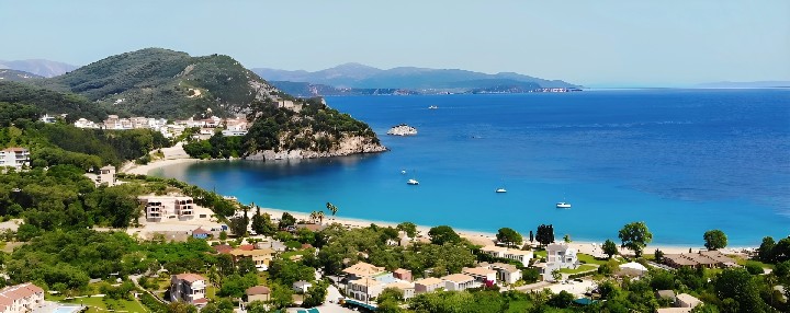 Letecký pohľad_pláž Valtos