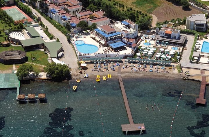 Club Cactus Fleur Beach | KARTAGOtours